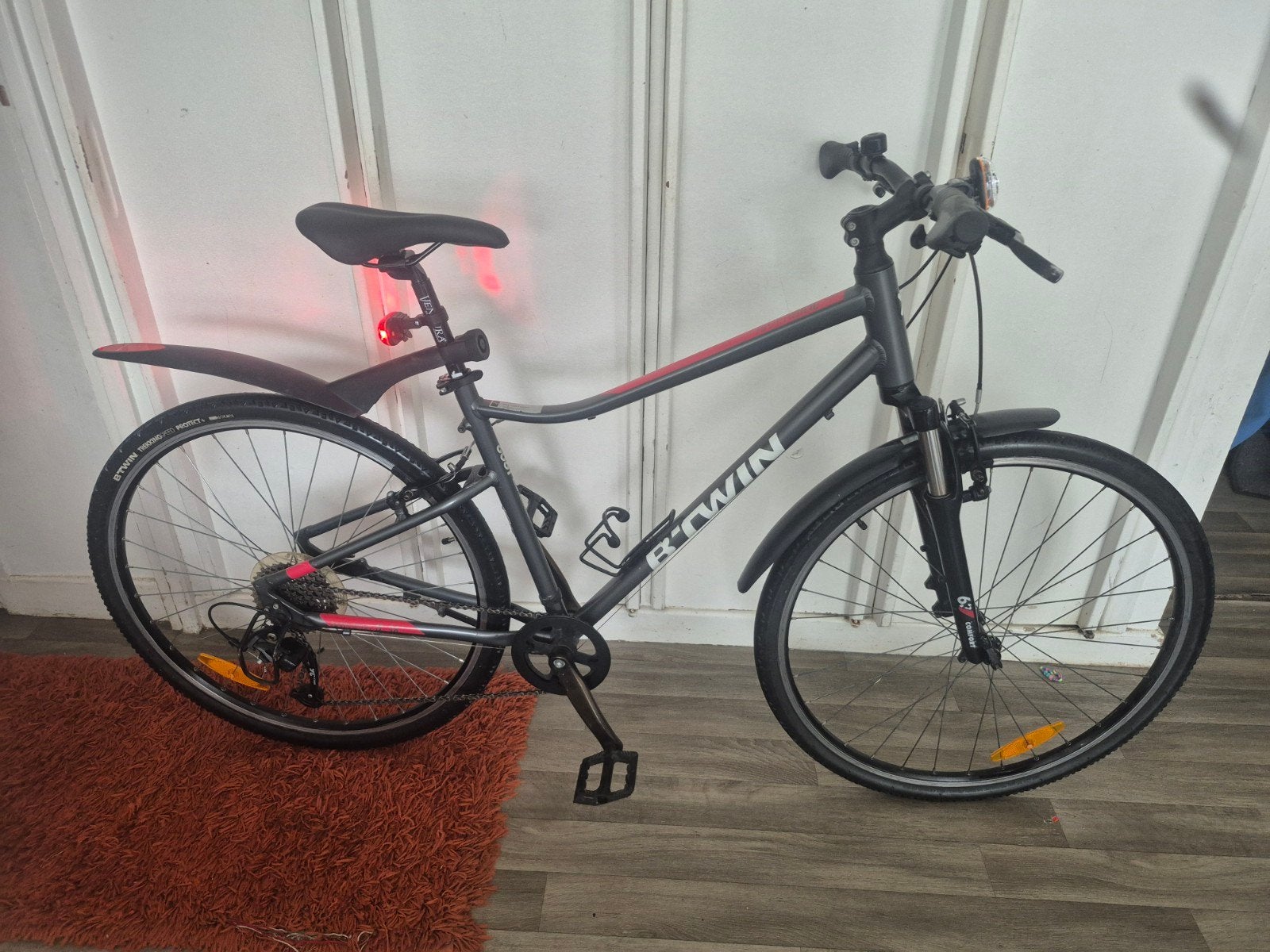 vélo 28pouces taille M, Autres marques, Frein sur jante, Moins de 10 vitesses, Enlèvement