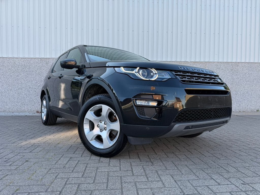 ENKEL VERKOOP AAN HANDELAAR - Land Rover Discovery Sport, Auto's, Land Rover, Voorwielaandrijving, 1800 kg, Zwart, Leder