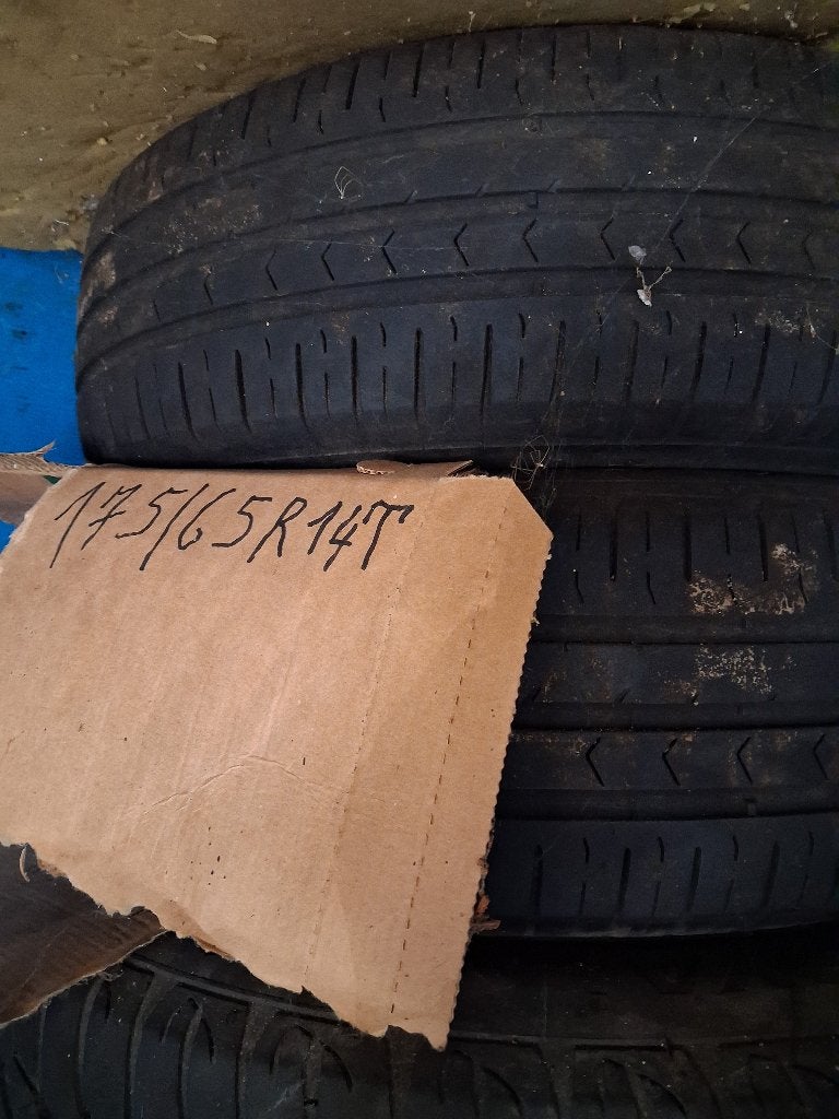 Jantes en toles avec pneus Peugeot 14 et 15 pouces, Auto-onderdelen, Banden en Velgen, Ophalen, 15 inch, Band(en)