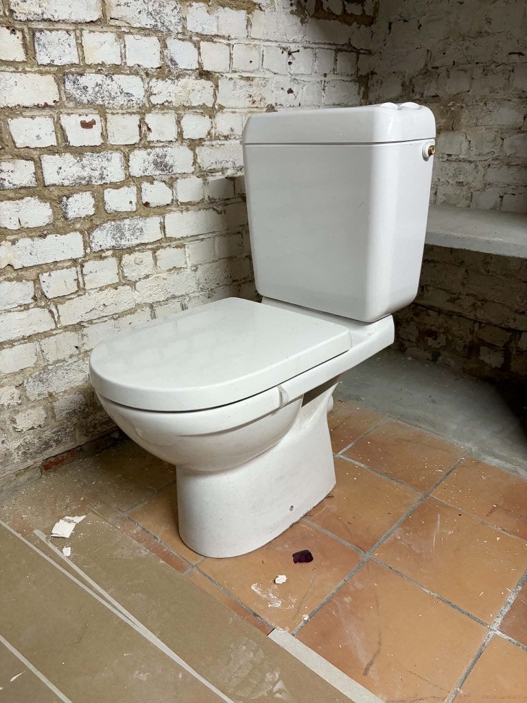 toilette Villeroy & Boch - évacuation arrière, Bricolage & Construction, Enlèvement, Utilisé, Toilettes
