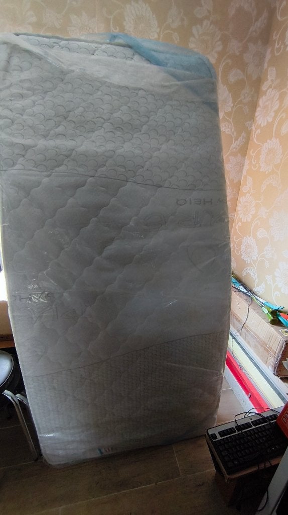nog goede één pers. matras 90 x190 x 25 cm " Pure by Hera", Huis en Inrichting, Slaapkamer | Matrassen en Bedbodems, Ophalen, Gebruikt