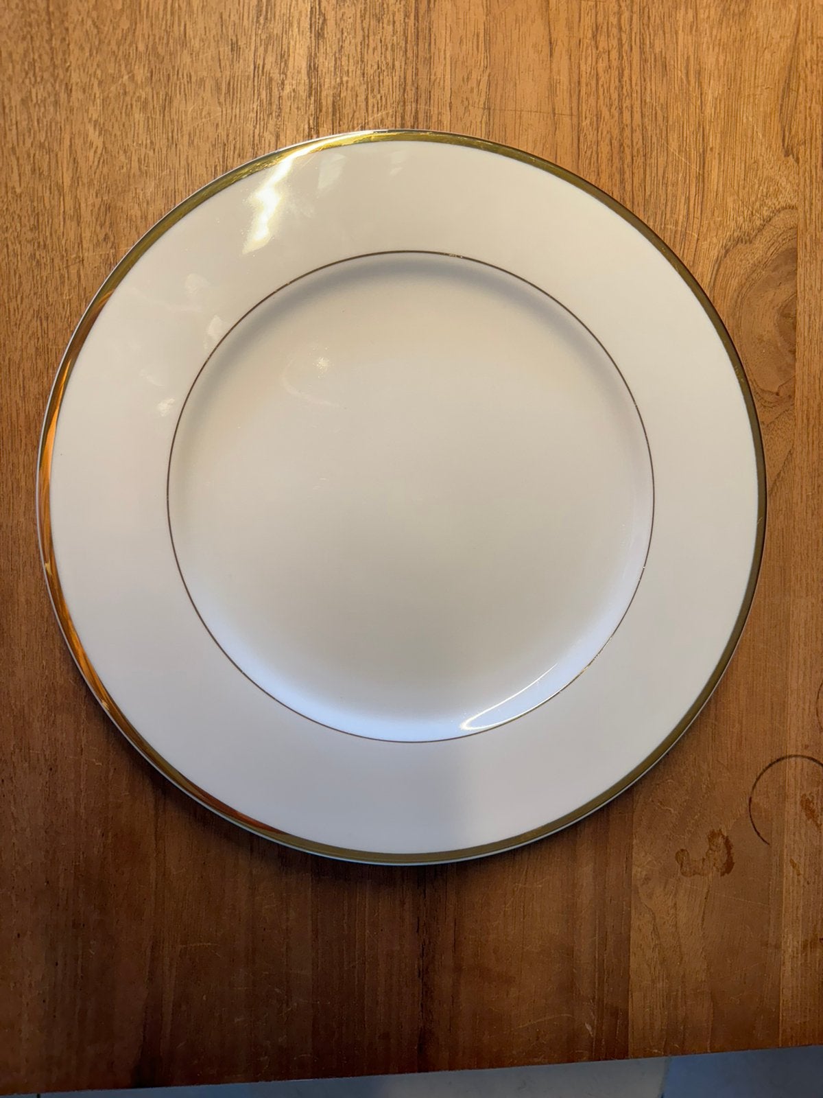 12 stuks grote borden 32 cm diameter. Goud omranding., Huis en Inrichting, Keuken | Servies, Ophalen, Zo goed als nieuw, Bord(en)