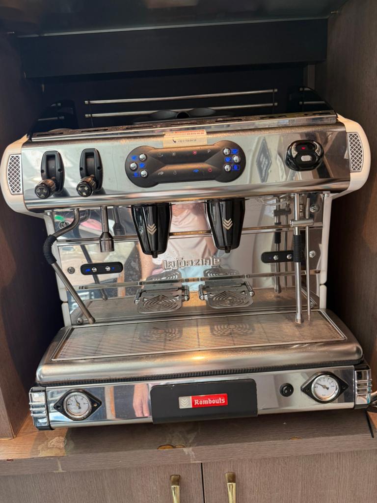Koffiemachine, Elektronische apparatuur, Koffiezetapparaten, Ophalen, Zo goed als nieuw, Koffiemachine