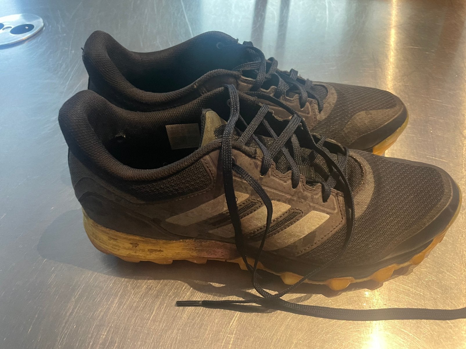 Hockey schoenen maat 44, Sport en Fitness, Hockey, Ophalen, Gebruikt, Schoenen