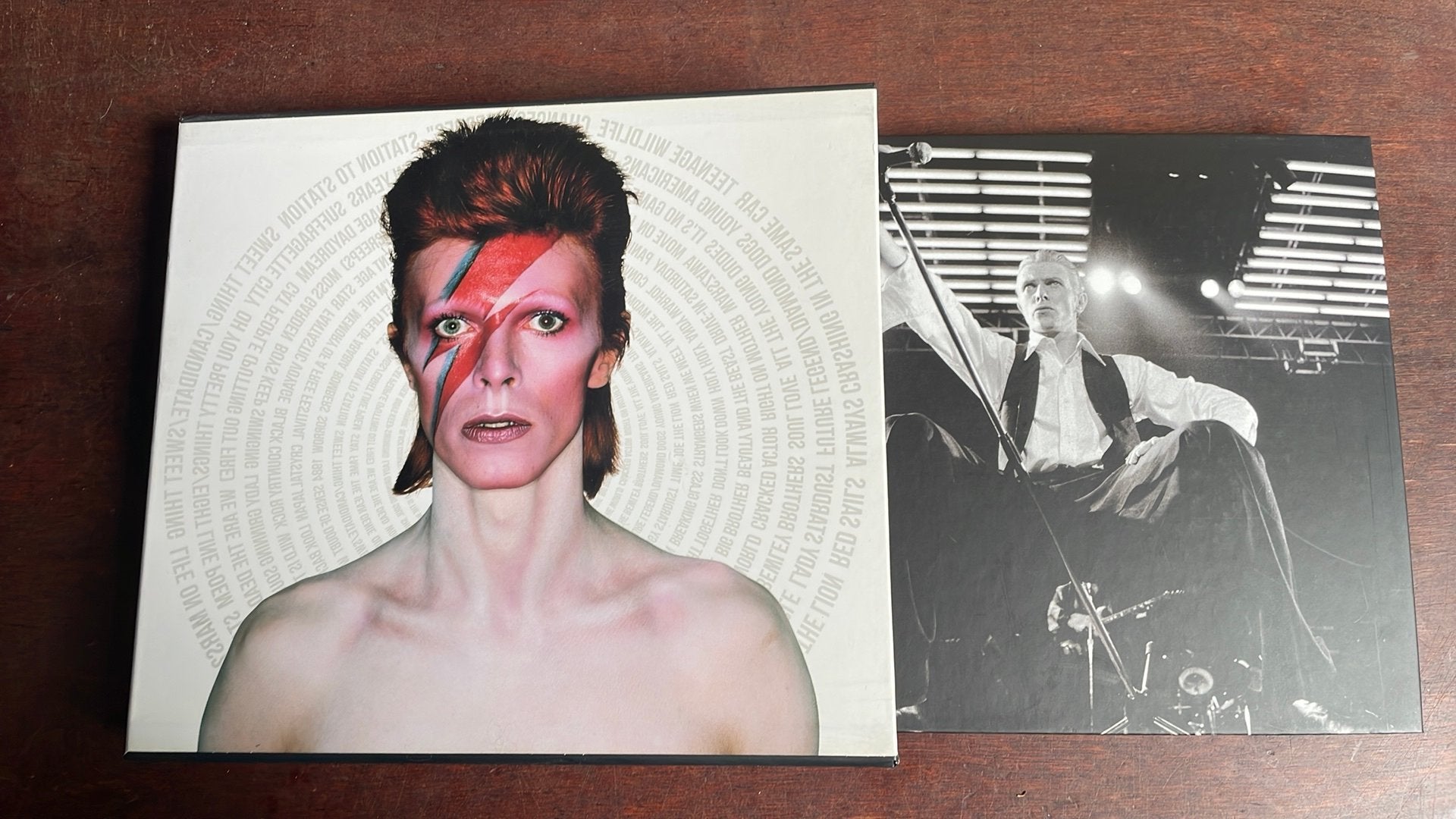 David Bowie - treasures, Ophalen of Verzenden