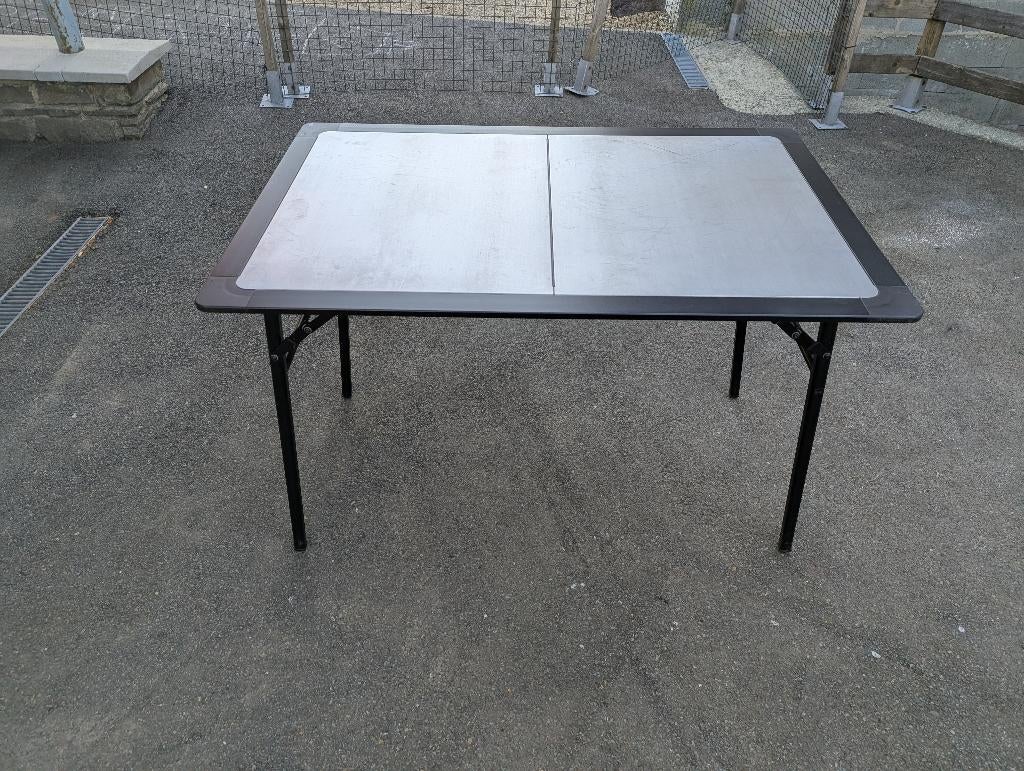 Table Front Runner Pro inox TBRA015 + rails sous galerie, Enlèvement, Utilisé, Table de camping