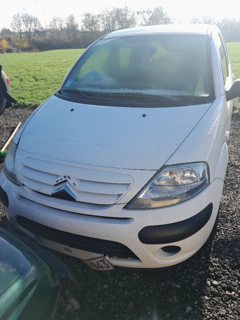 Citroen C 3 . Véhicule accidenté, Enlèvement, Citroën