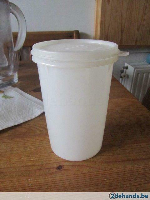 Tupper hoge ronde bewaardoos, Utilisé