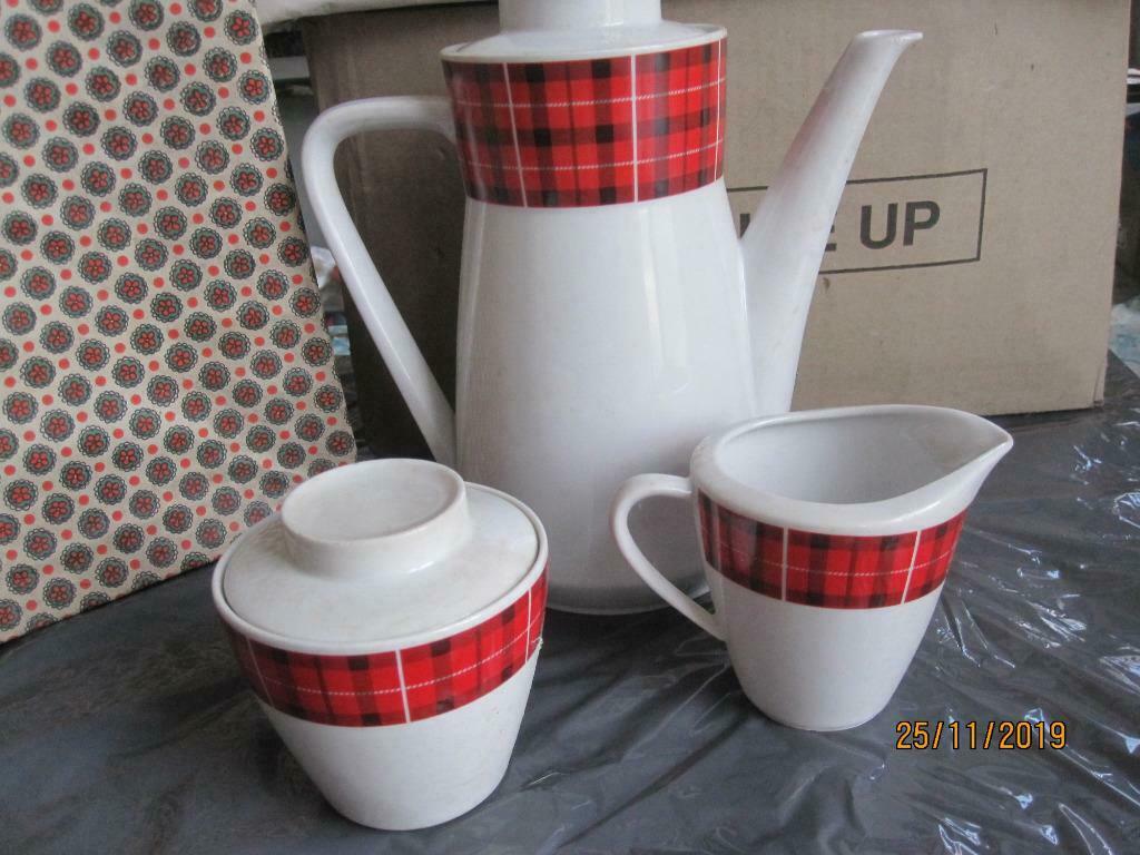 Vintage koffieservies,suiker-melk-6 tassen en 6 ondertassen, Ophalen