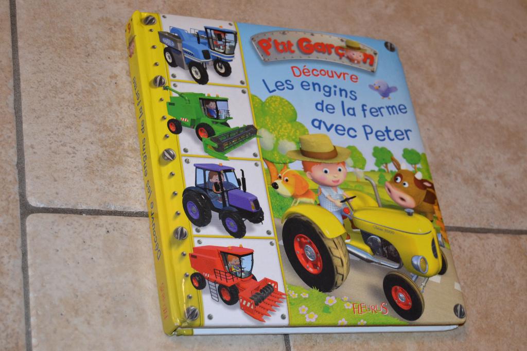 Livre pour enfants "P'tit Garçon : Découvre les engins de la, Livres, Enlèvement, Utilisé