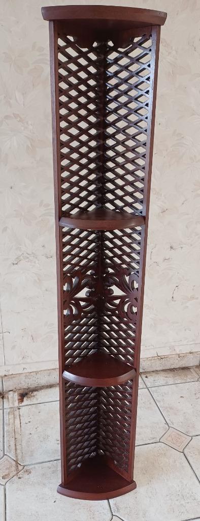 Étagère de coin en bois sculpté., Enlèvement, Comme neuf