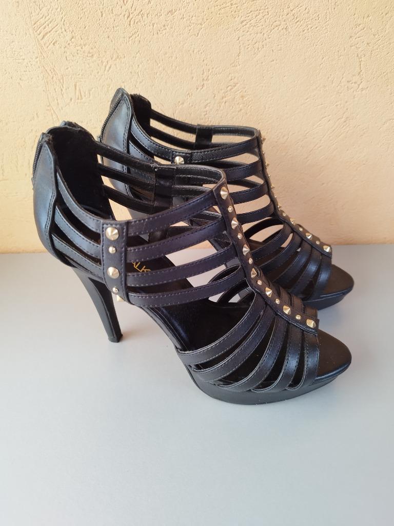 Schoenen Catwalk maat 37 als nieuw, Kleding | Dames, Schoenen, Zwart, Zo goed als nieuw, Sandalen of Muiltjes, Ophalen of Verzenden