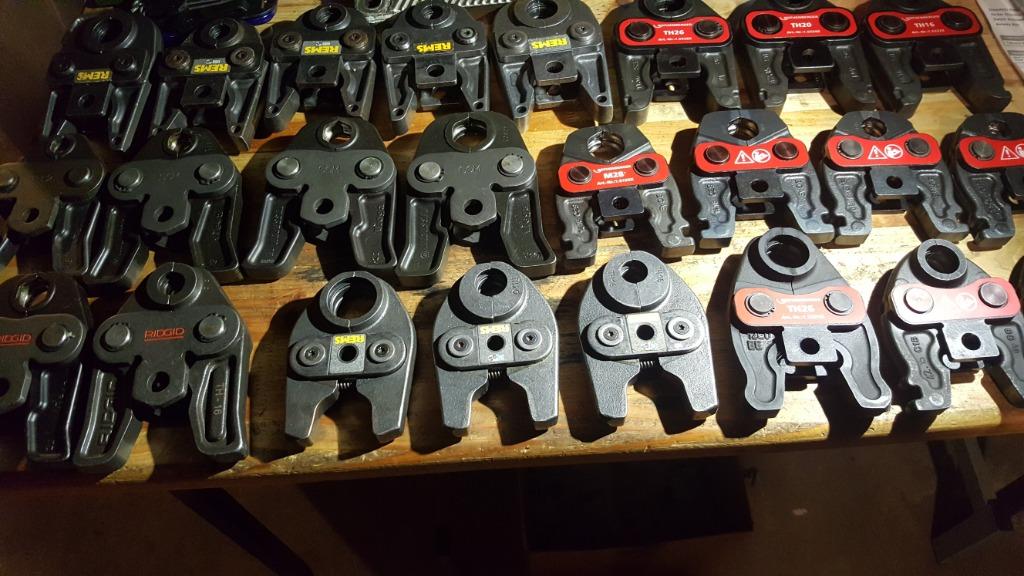bek voor crimper 75€ stuks, Ophalen, Zo goed als nieuw