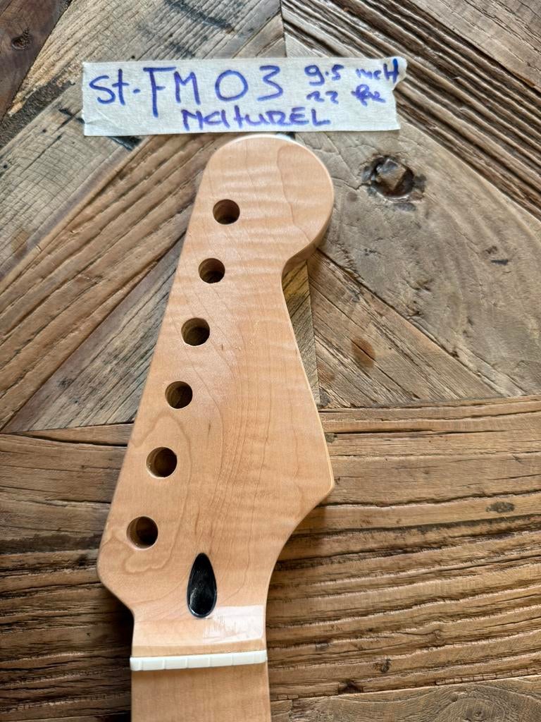 Stratocaster Tifer Flame Maple neck 22 frets” ST-FMO3, Musique & Instruments, Instruments | Pièces, Neuf, Guitare électrique, Envoi