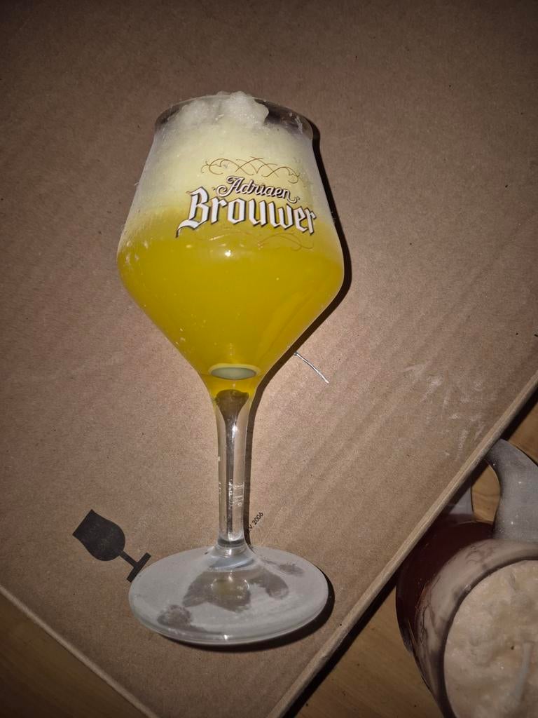 Bierglas kaars adriaen brouwer, Verzamelen, Biermerken, Verzenden