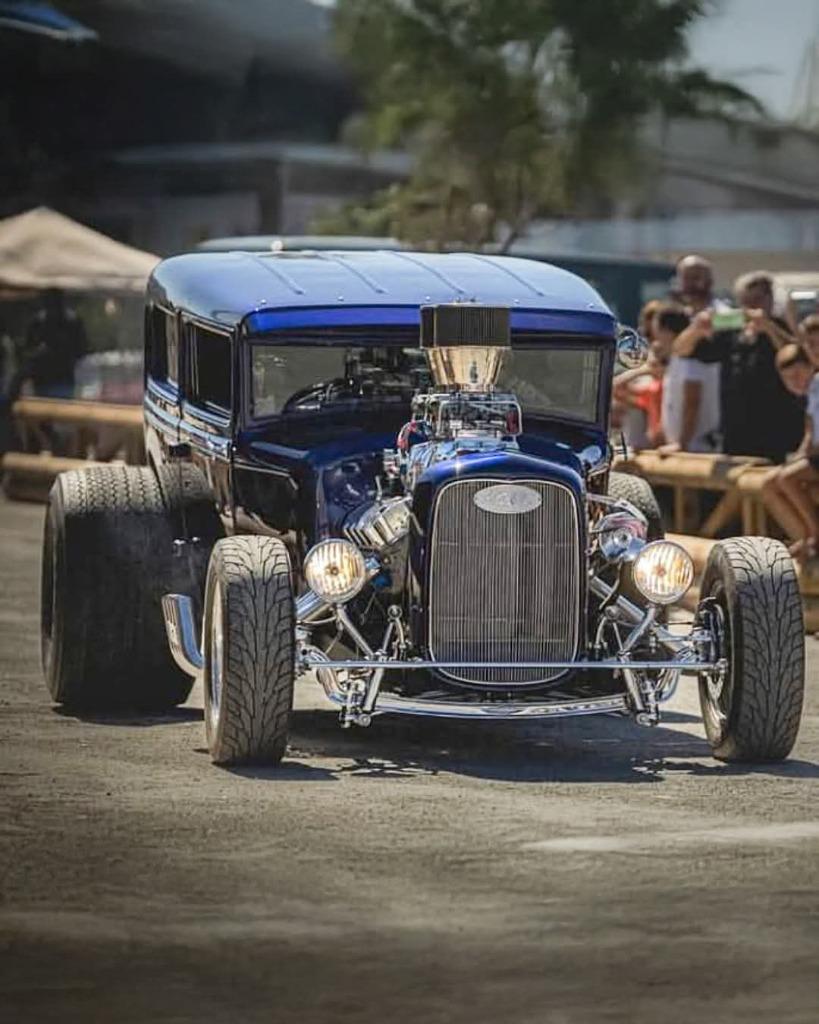 Hot rod Ford sedan 1932 V8, Automaat, Blauw, Leder, Particulier
