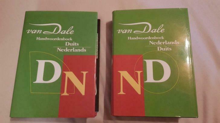 Van Dale Handwoordenboek D-NL en NL-D, Ophalen of Verzenden, Gelezen