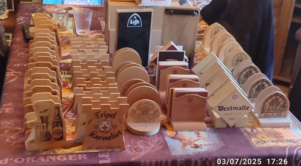 50 porte sous-bocks ., Collections, Enlèvement, Utilisé, Sous-bock, Leffe