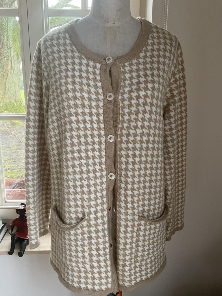 Gilet en tricot Alain Murati, taille 44-46, Enlèvement ou Envoi, Taille 42/44 (L), Beige
