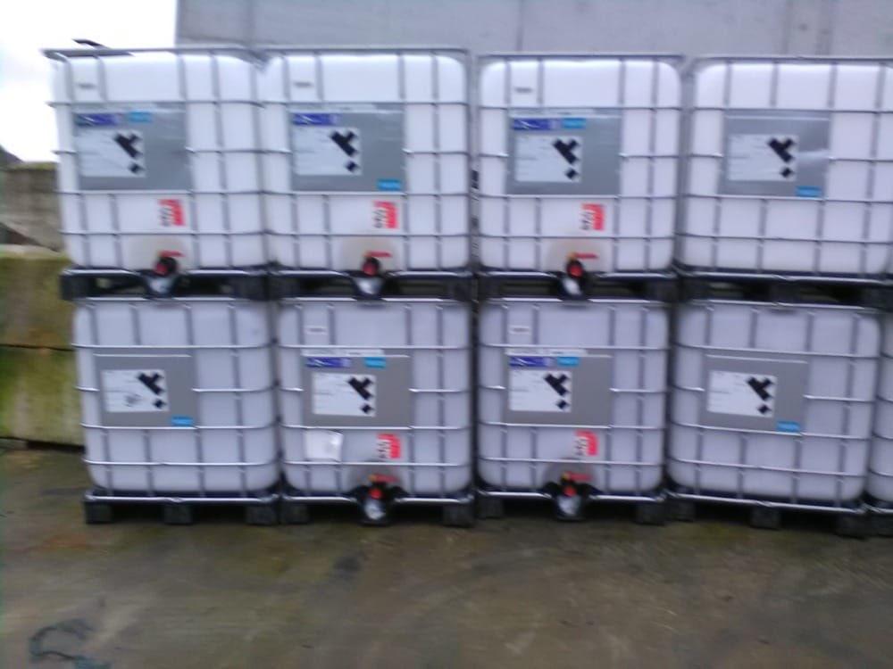 ibc containers 1000L en lege korven, Ophalen, Kunststof, Gebruikt, Met kraantje