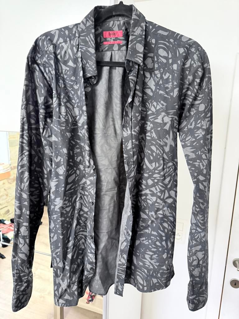 Chemise hugo boss taille m, Enlèvement ou Envoi, Comme neuf