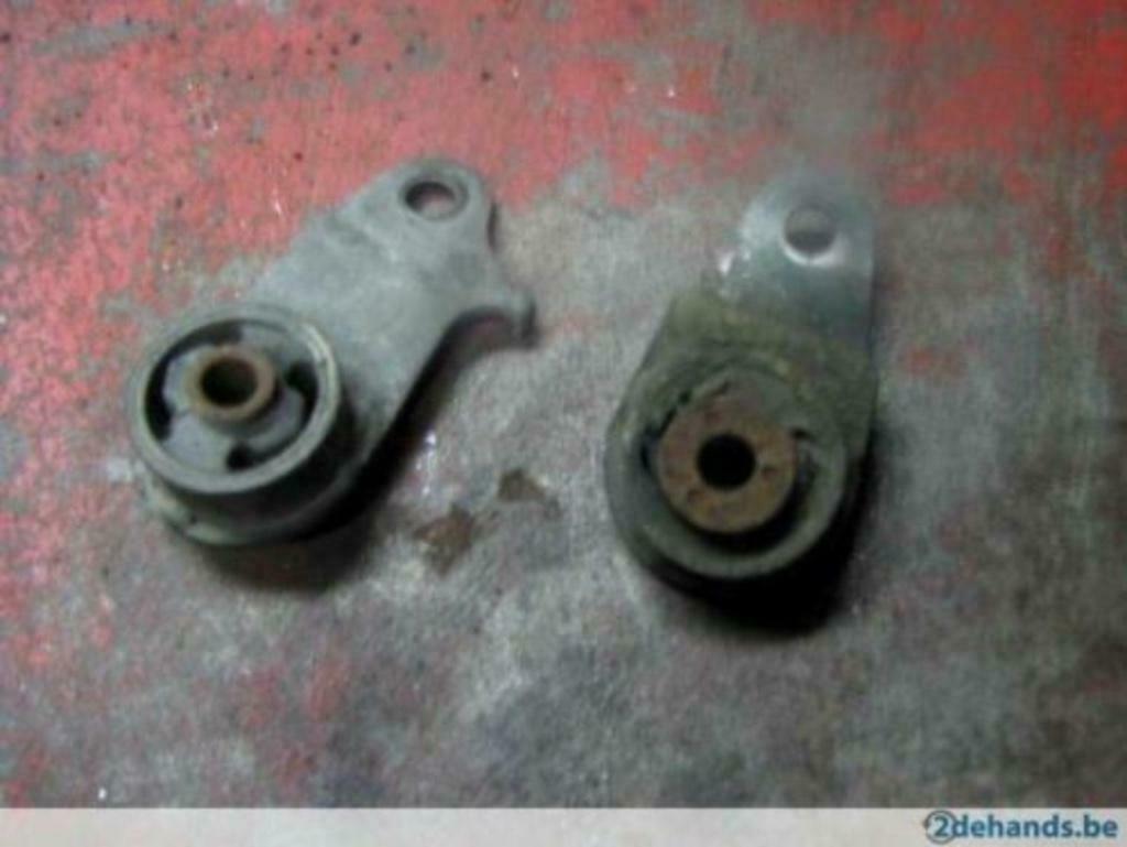 ophanging voor de dempers van een yamaha diversion xj 600, Ophalen of Verzenden, Gebruikt
