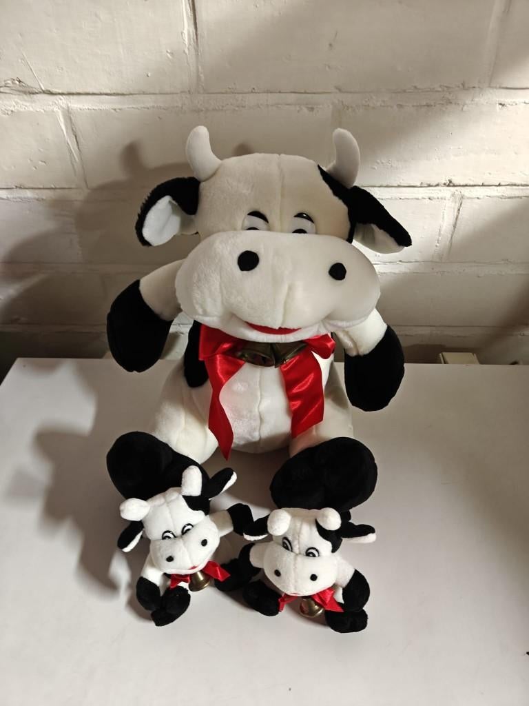 grote koe en twee kleine koetjes beren, Ophalen of Verzenden, Koe