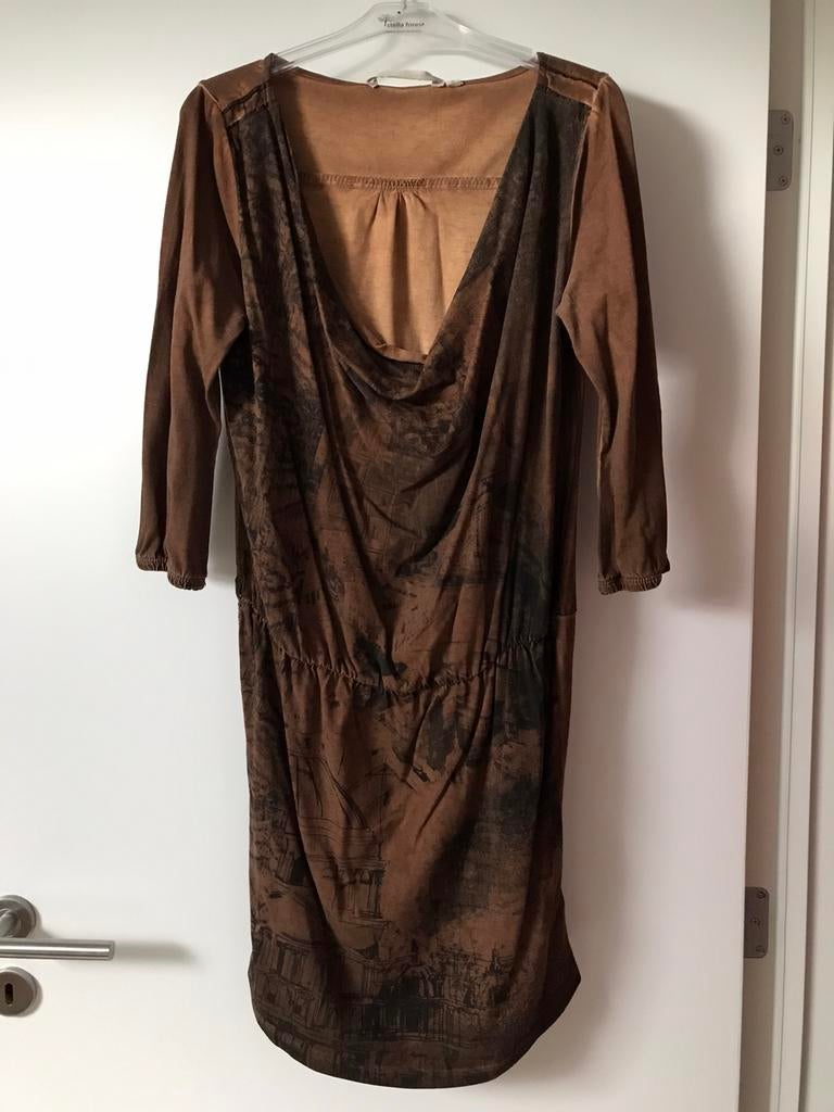 Robe Garcia brune à motifs, col tombant, taille M, Garcia, Porté, Taille 38/40 (M), Brun
