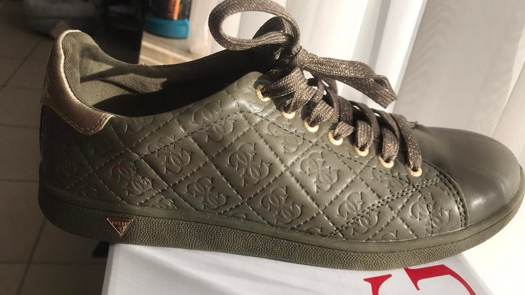 Taille Guess 40, Neuf, Guess, Enlèvement ou Envoi, Autres couleurs