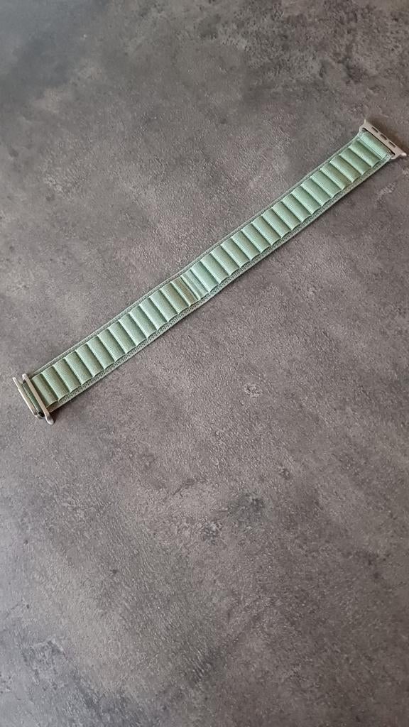 Bracelet Apple Watch vert, Enlèvement ou Envoi, Comme neuf, Vert