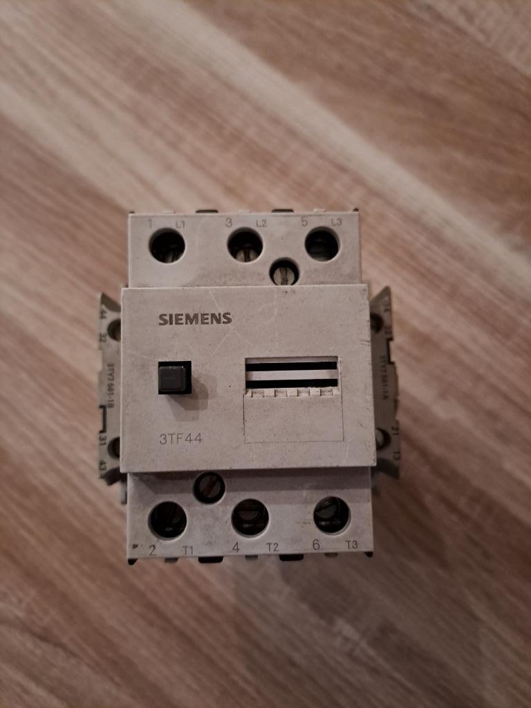 Contacteur Siemens 3TF4422-0B, Enlèvement ou Envoi, Utilisé