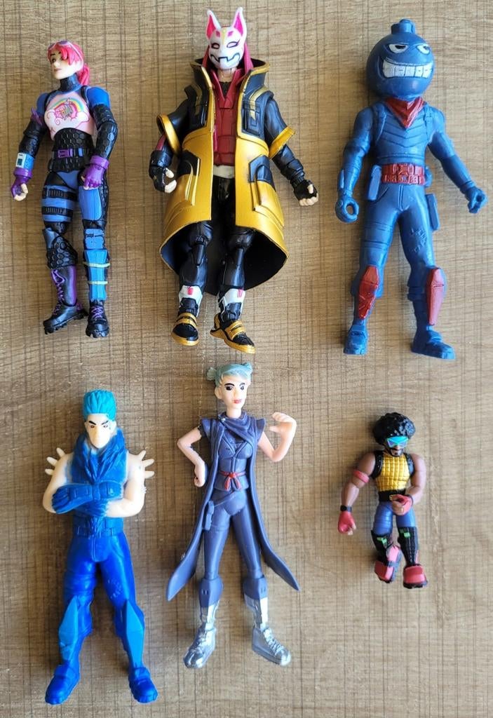 Fortnite: 6 actiefiguren, Ophalen of Verzenden, Zo goed als nieuw
