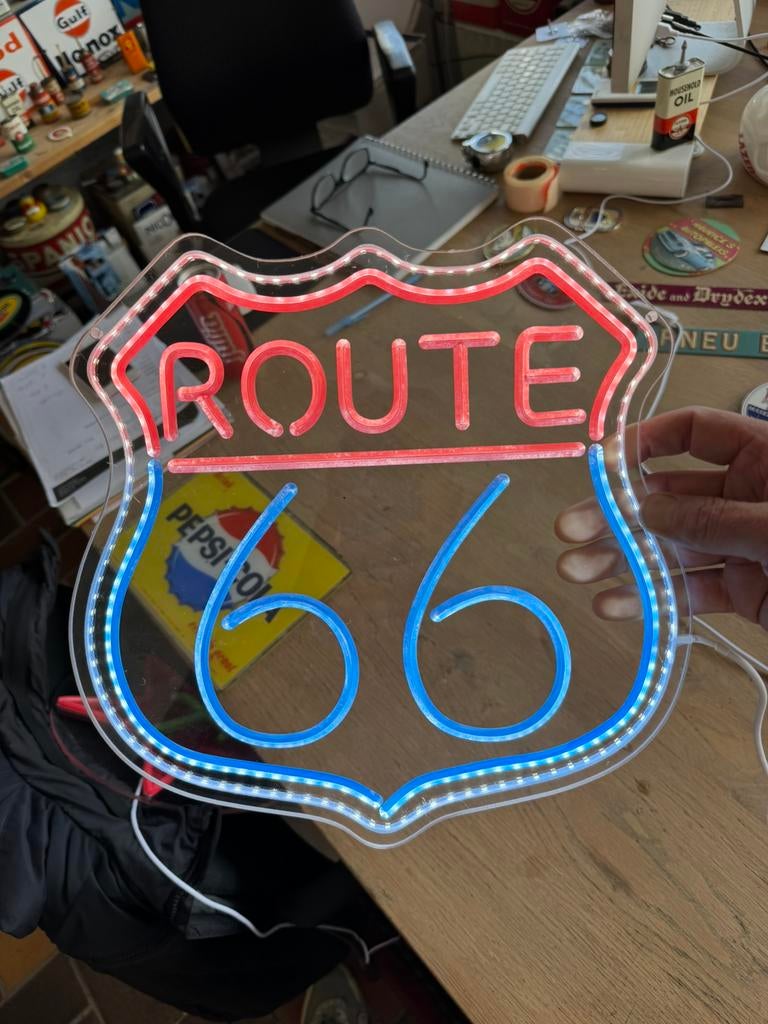 ROUTE 66 reclame NeoN verlichting, Verzamelen, Ophalen of Verzenden, Zo goed als nieuw, Lichtbak of (neon) lamp