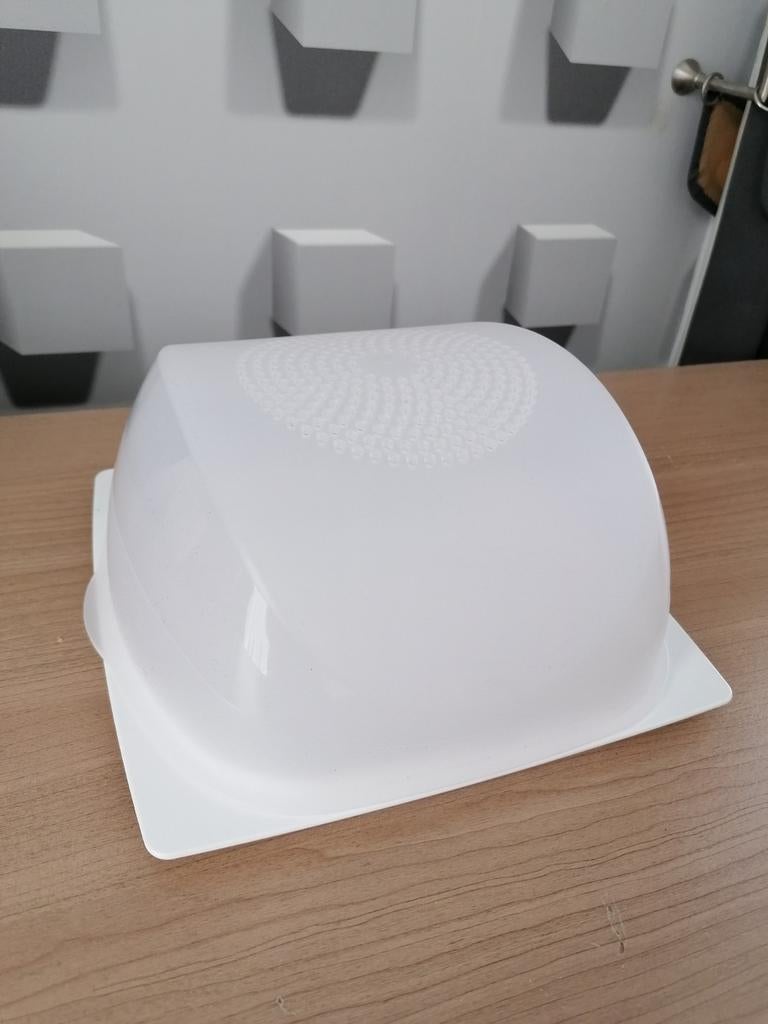 Nieuwe kaasdoos Tupperware.  19x19,50 cm., Huis en Inrichting, Keuken | Tupperware, Ophalen of Verzenden, Nieuw