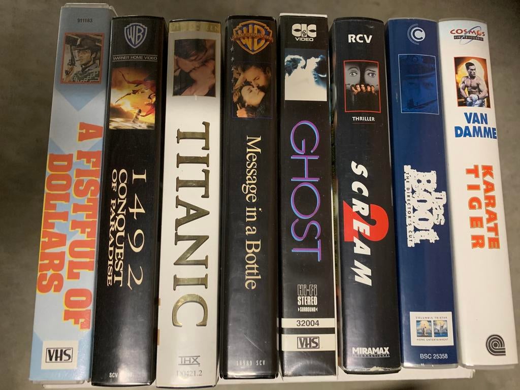 Videocassettes (verschillende titels zie foto-lijstje), Ophalen, Zo goed als nieuw