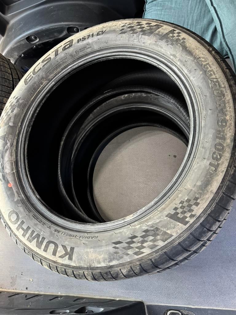 Kumho Ecsta PS71 255/55 R19 111 Y XL, Neuf, 255 mm, Véhicule de tourisme, Pneus été