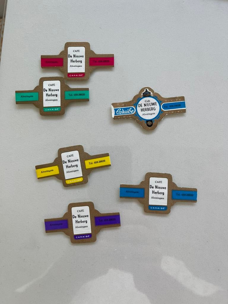6 sigarenbandjes De Nieuwe Herberg Alveringem, Verzamelen, Ophalen of Verzenden, Zo goed als nieuw, Sigarenbandjes