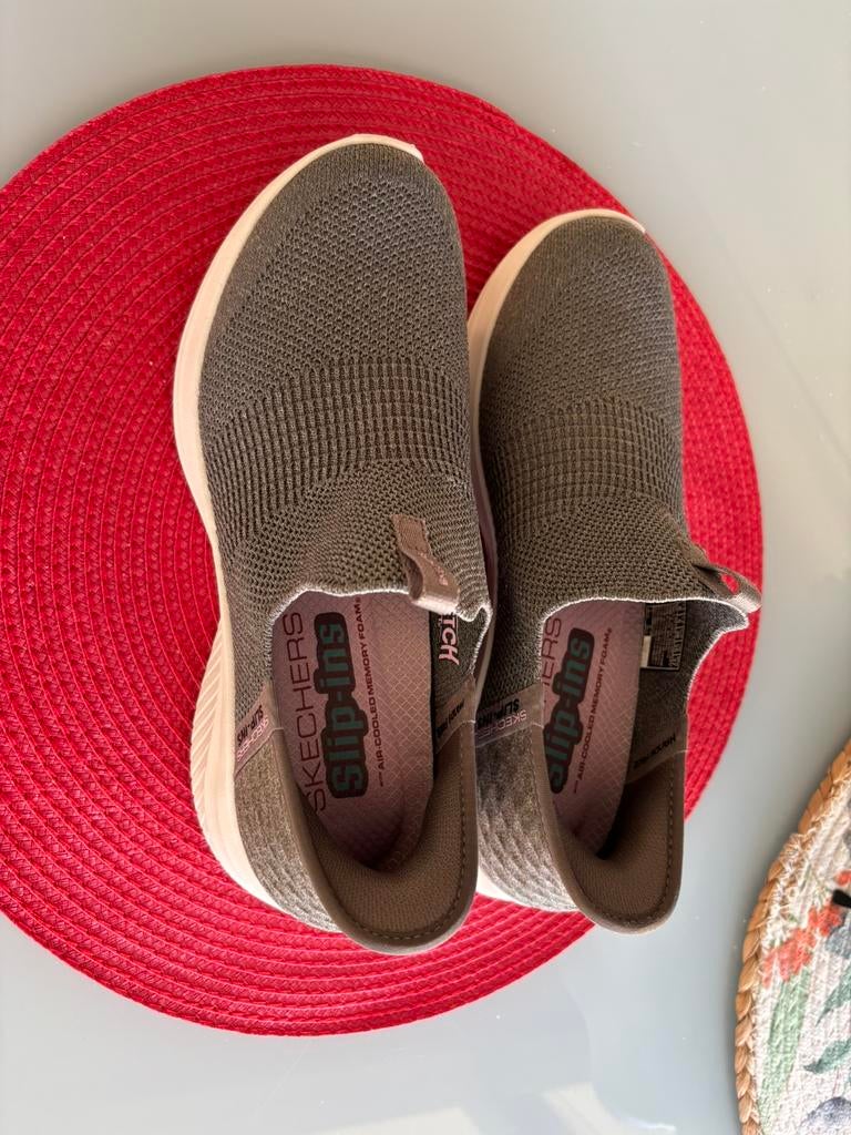 Sketchers Slip-ins sneakers (maat 38), Ophalen, Nieuw