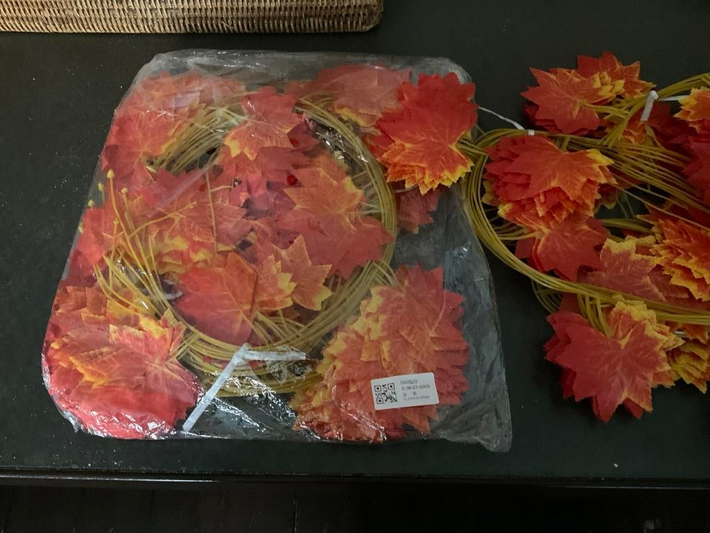 2 nouvelles guirlandes de feuilles d'automne, Enlèvement ou Envoi, Neuf