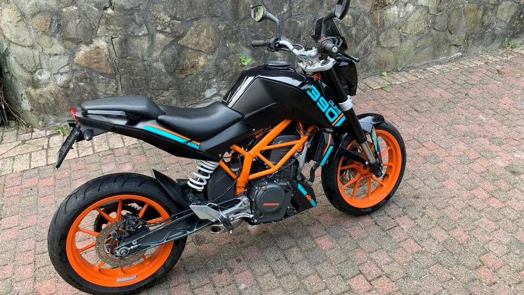 KTM Duke 390, 390 cc, Particulier, Sportuitlaat, 1 cilinder