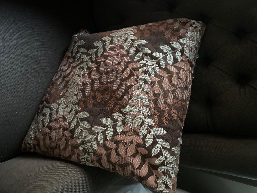 Kussen boconcept, Enlèvement