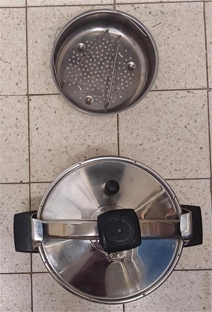 Marmite à pression SEB, Enlèvement ou Envoi, Utilisé, Inox, Plaque céramique