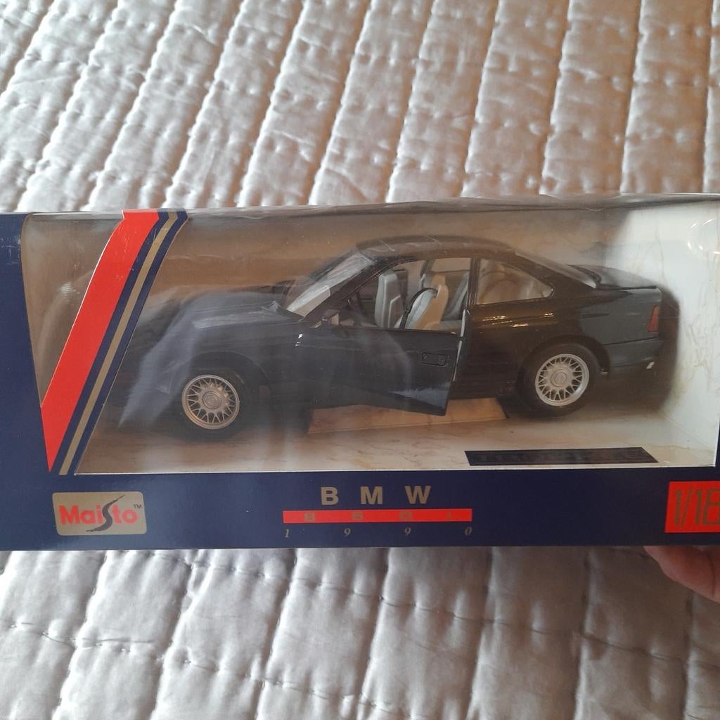 MAISTO 1/18 : BMW 850 i 1990 Coupe*MIB*, Hobby en Vrije tijd, Ophalen, Nieuw, Auto, Maisto