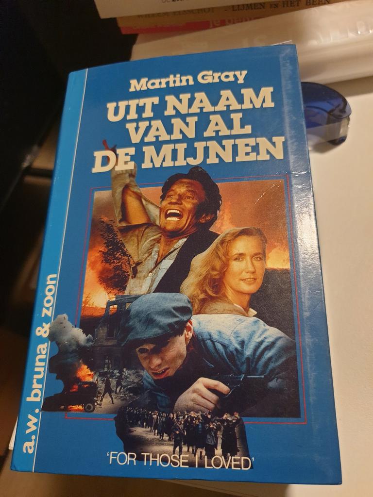 Martin Gray UIT NAAM VAN AL DE MIJNEN filmeditie 1984, Boeken, Ophalen of Verzenden, Zo goed als nieuw