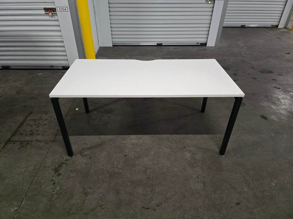 Bureautafel, Ophalen
