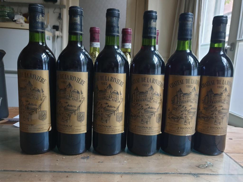 Chateau la riviere 1982 Fronsac, Verzamelen, Ophalen of Verzenden, Zo goed als nieuw