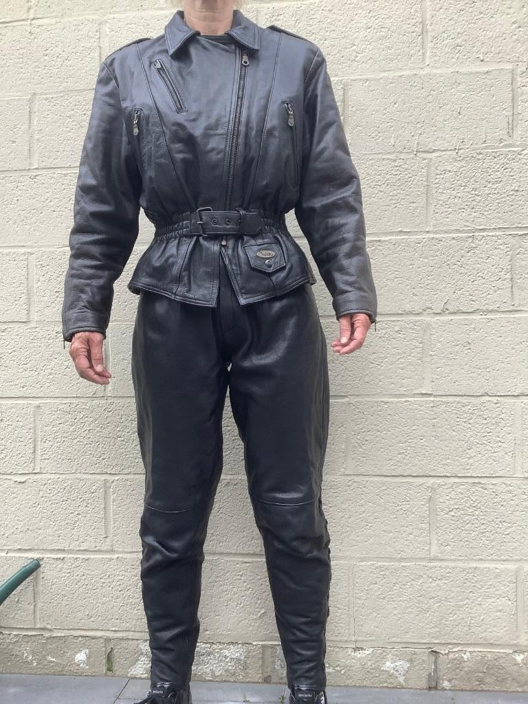Motorpak vrouw leder., Motoren, Jas | leer, Ophalen of Verzenden, Richa, Dames