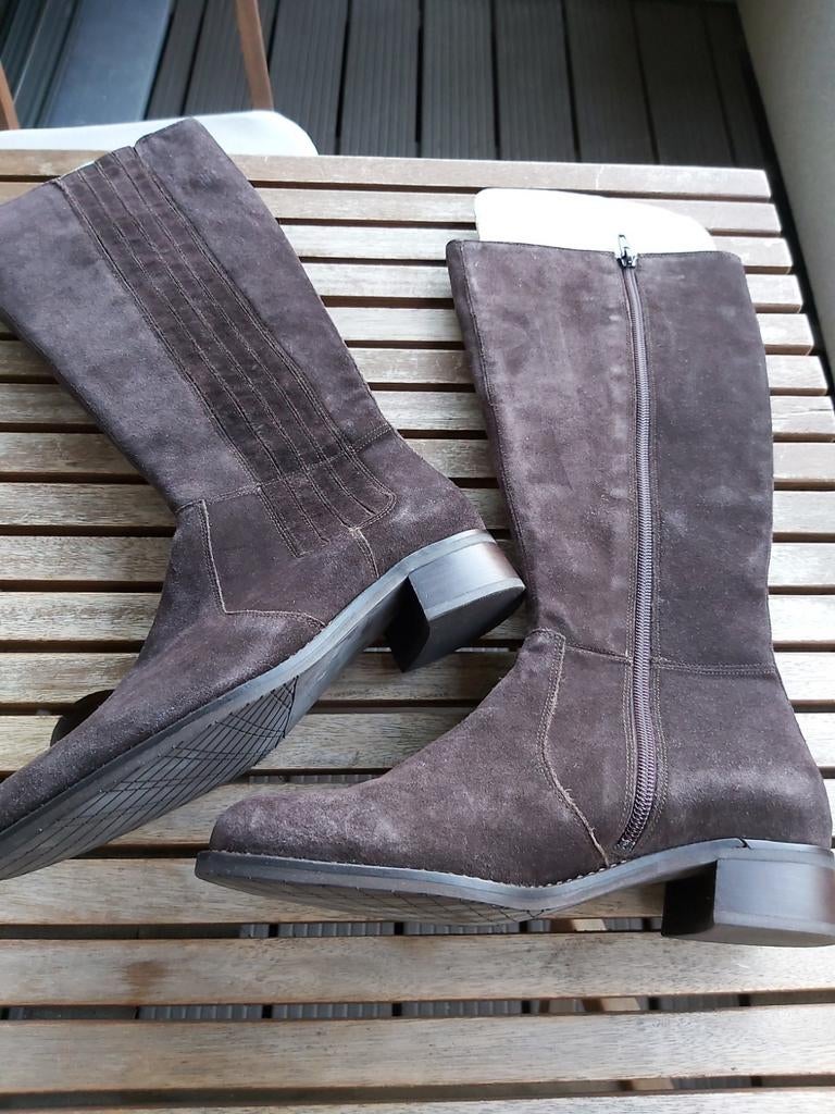 Laarzen in daim,  suède merk durea maat 37 nieuw, Kleding | Dames, Ophalen, Nieuw
