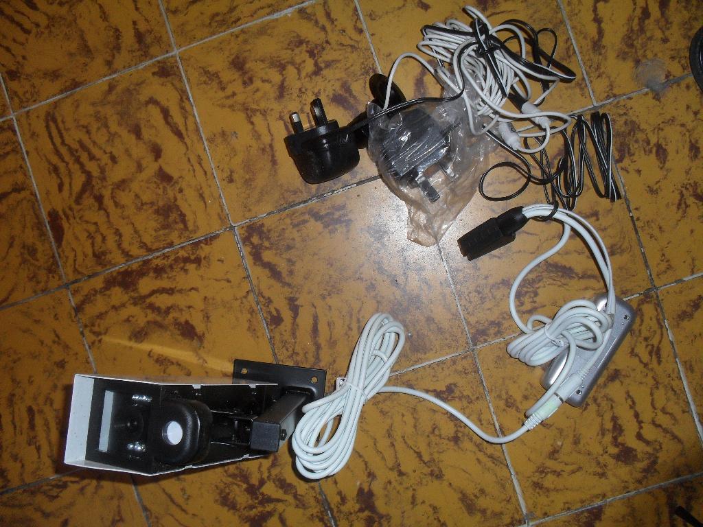 camera de surveillance noir et blanc de qualitée, TV, Hi-fi & Vidéo, Caméras de surveillance, Enlèvement, Comme neuf, Caméra extérieure