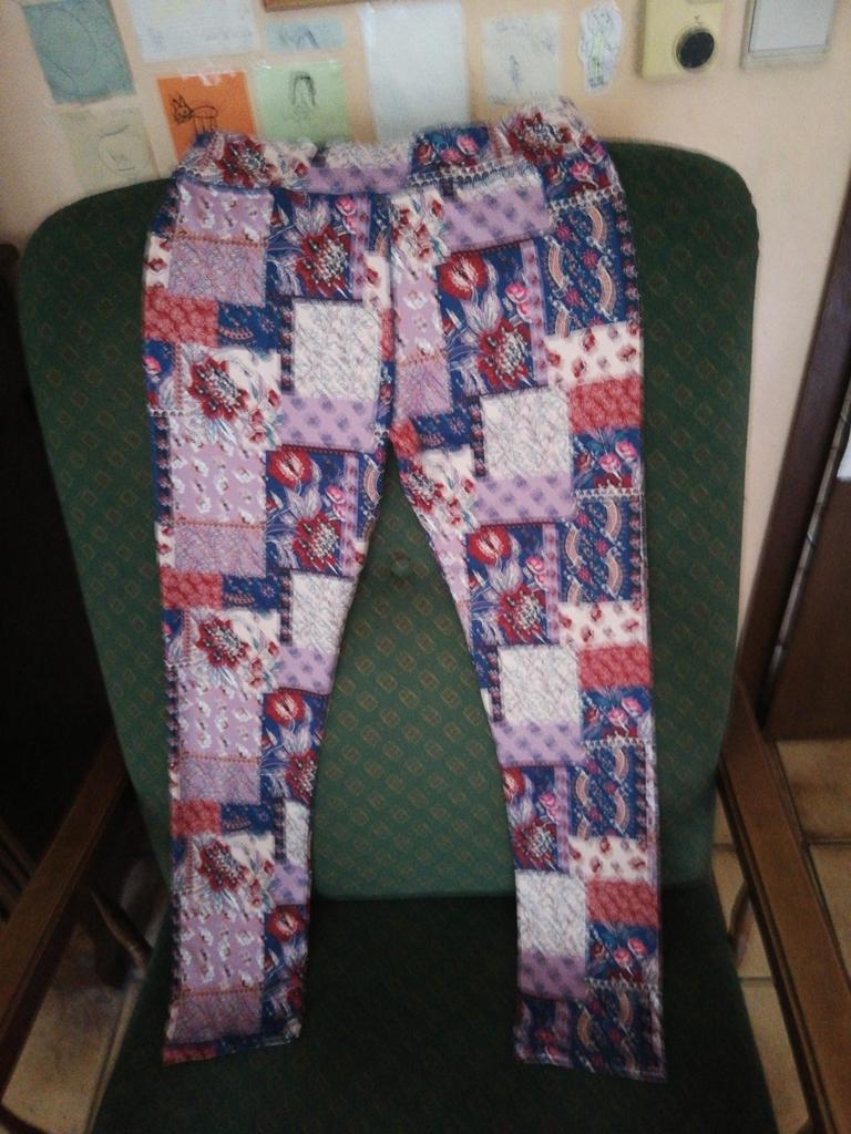 Legging fille. Taille 12 ans. Neuf., Enlèvement ou Envoi, Comme neuf, Fille